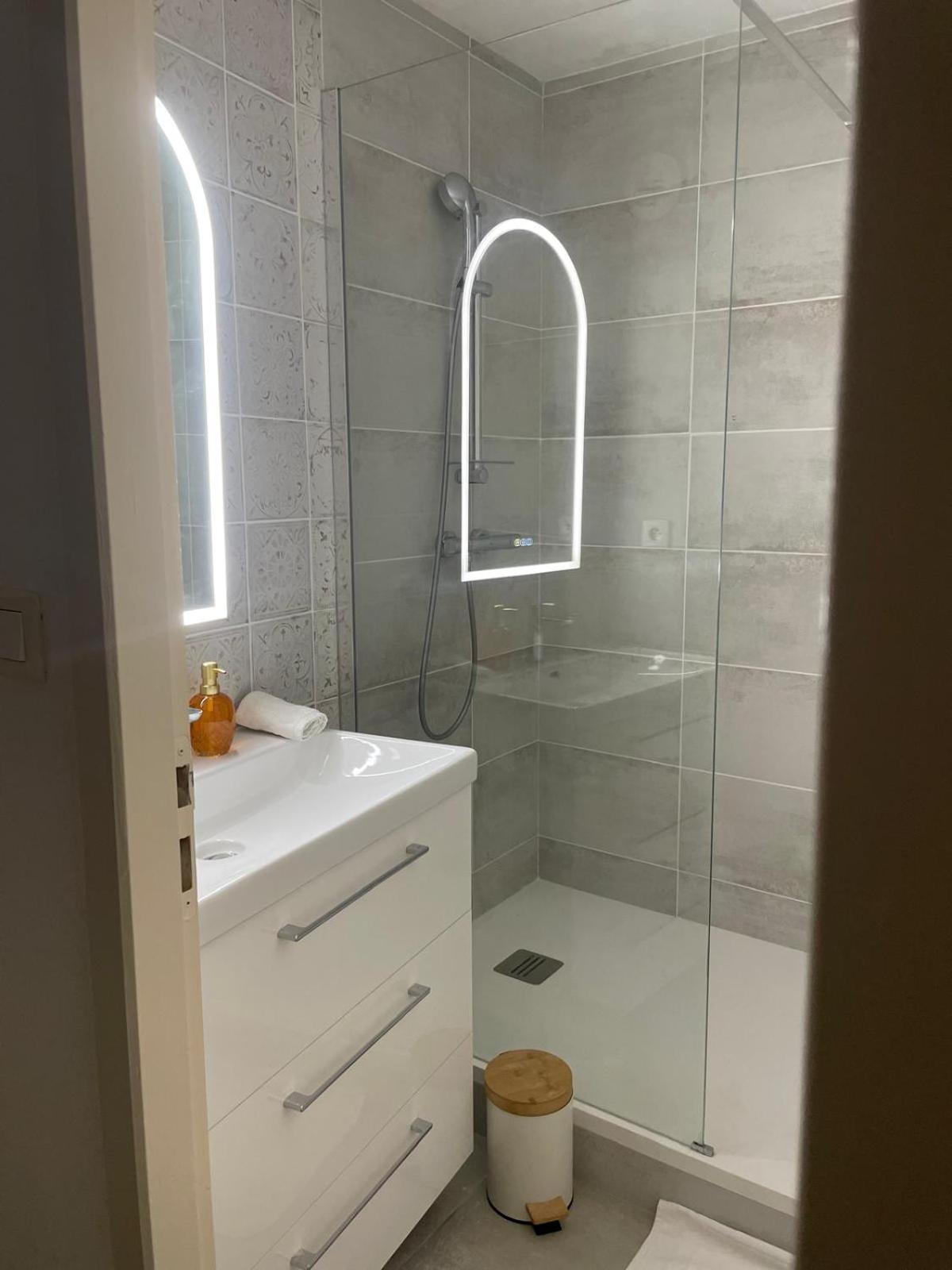 Via Narbona Apartment Bagian luar foto